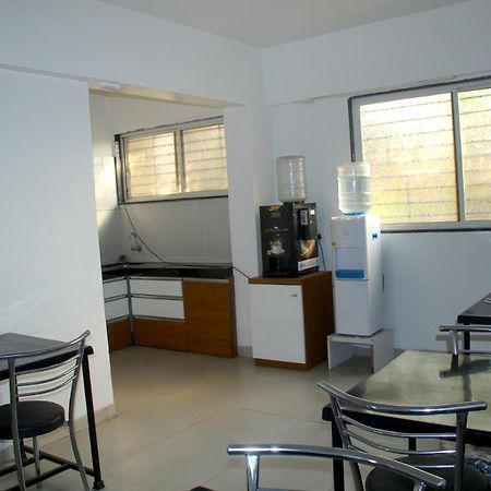 Hotel Ambai Executive Tuljapur Extérieur photo